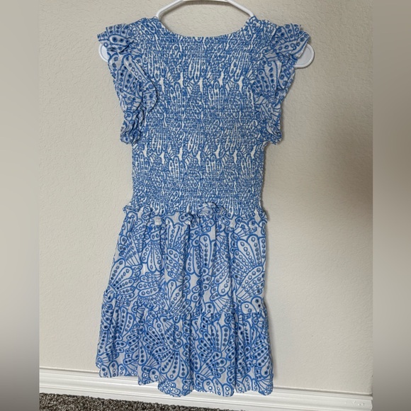 Elan V Neck Ruffle Sleeve Dress - Picture 4 of 4